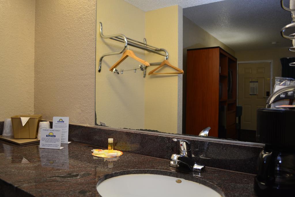 Days West Hotel Oklahoma City
