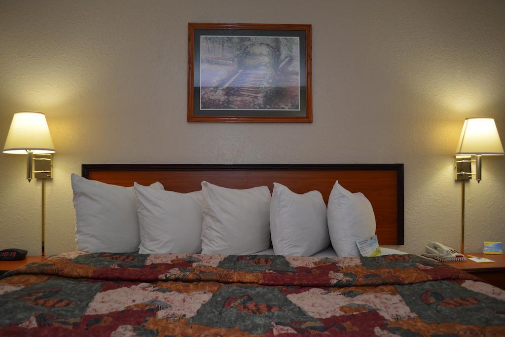 Days West Hotel Oklahoma City